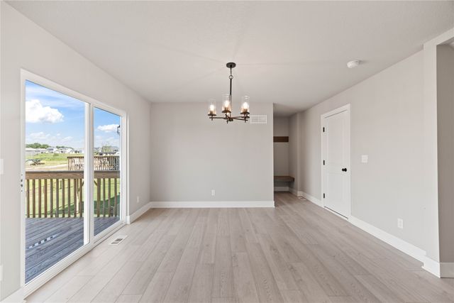 209 S Valley View Drive, Norwalk, IA 50211