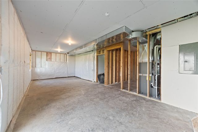 209 S Valley View Drive, Norwalk, IA 50211