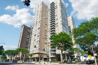 6301 N Sheridan Road 14M, Chicago, IL 60660
