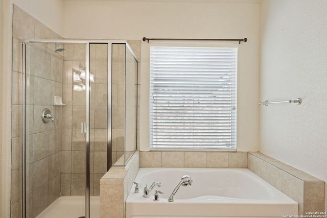 4435 James Bowie, San Antonio, TX 78253