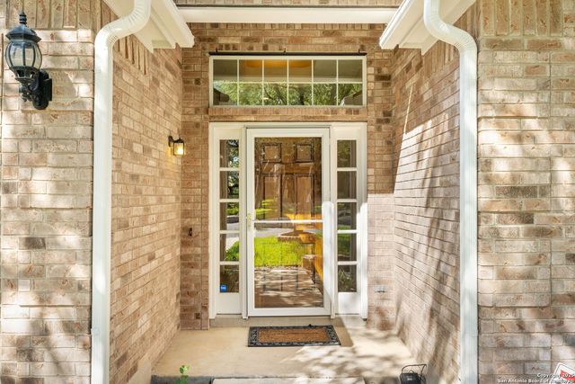 4435 James Bowie, San Antonio, TX 78253