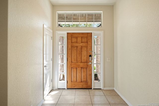 4435 James Bowie, San Antonio, TX 78253