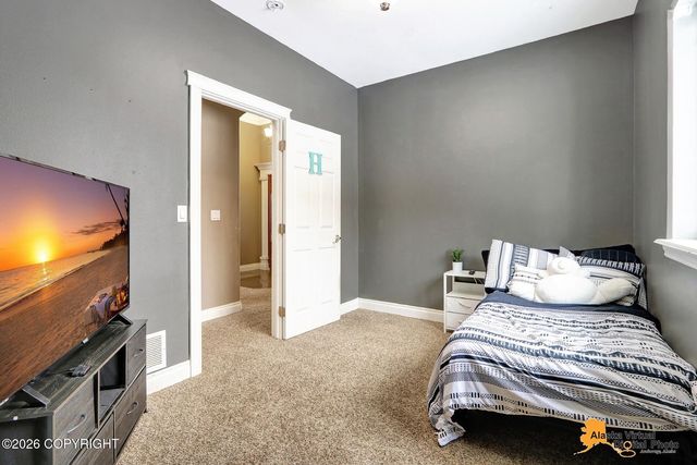 440 E Sage Road, Wasilla, AK 99654