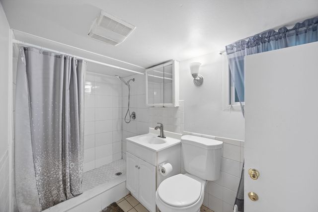 38 Grove St, Randolph, MA 02368