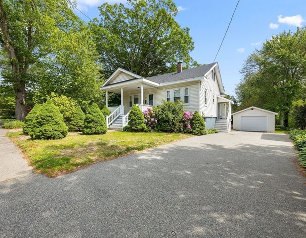 38 Grove St, Randolph, MA 02368