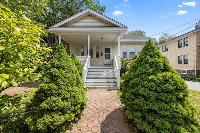 38 Grove St, Randolph, MA 02368