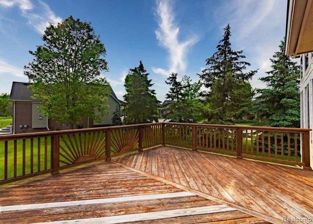 49865 CRANBERRY CREEK Drive, Macomb Township, MI 48042