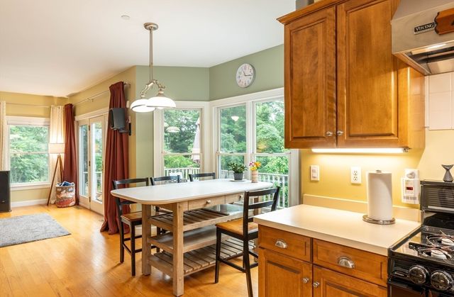 47 Hadley Street, South Hadley, MA 01075
