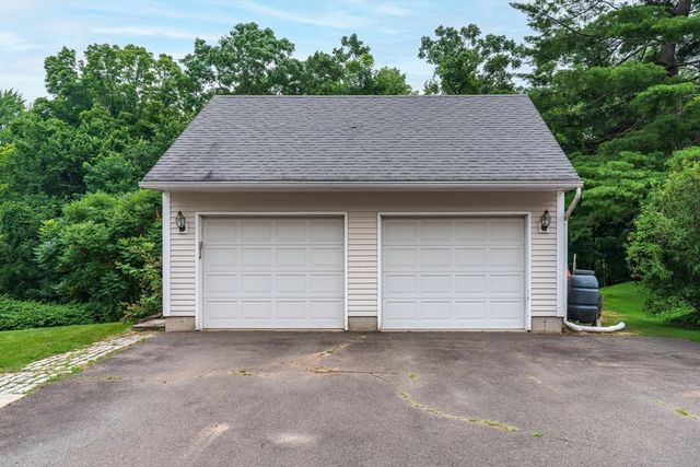 47 Hadley Street, South Hadley, MA 01075