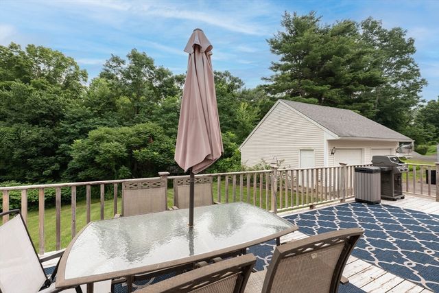 47 Hadley Street, South Hadley, MA 01075