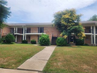 5063 Ridglea Lane 1006, Fort Worth, TX 76116