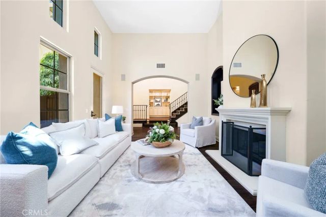 37 Triple Leaf, Irvine, CA 92620