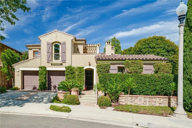 37 Triple Leaf, Irvine, CA 92620