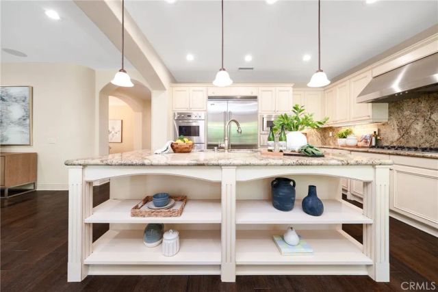 37 Triple Leaf, Irvine, CA 92620