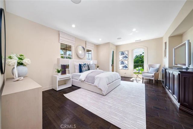 37 Triple Leaf, Irvine, CA 92620