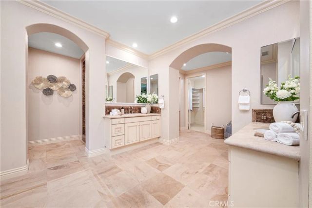 37 Triple Leaf, Irvine, CA 92620