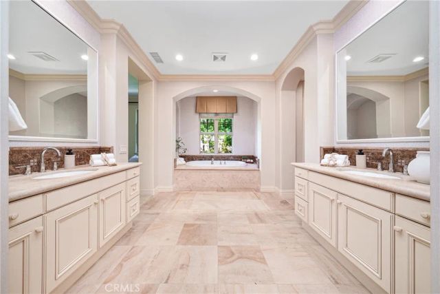 37 Triple Leaf, Irvine, CA 92620