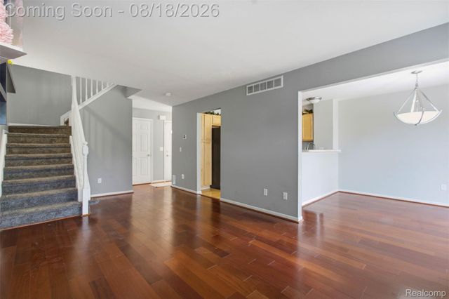 8704 Hardwood Drive, Van Buren Charter Township, MI 48111