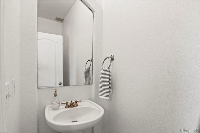 1701 S Poplar, Denver, CO 80224