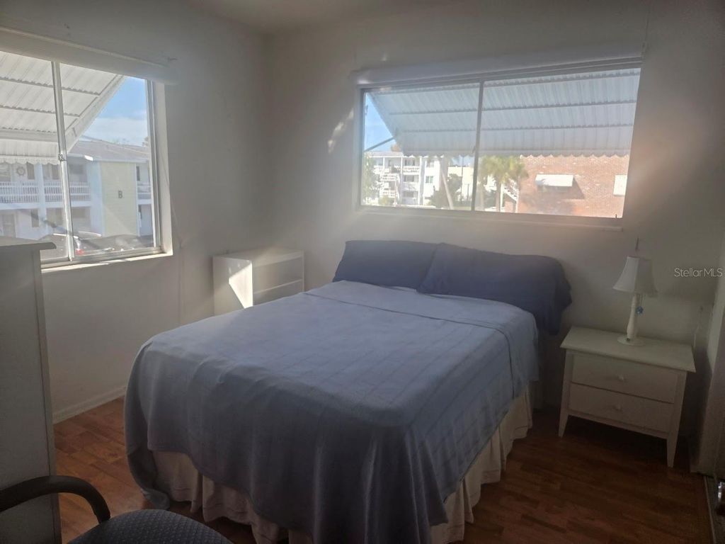 Image 11 of property listing at 5925 TODD STREET D21, Bradenton, FL 34207