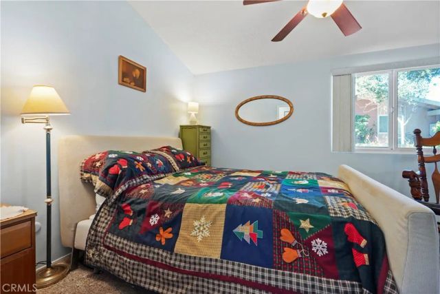 26737 Oak Crossing Road B, Newhall, CA 91321