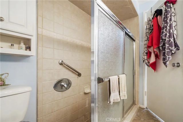 26737 Oak Crossing Road B, Newhall, CA 91321