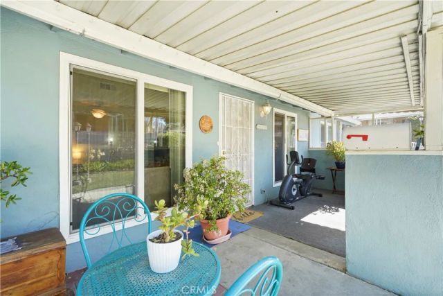 26737 Oak Crossing Road B, Newhall, CA 91321