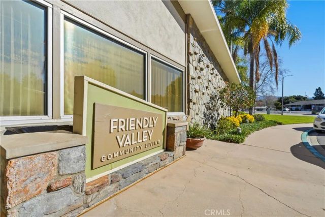 26737 Oak Crossing Road B, Newhall, CA 91321