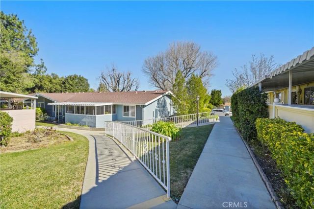 26737 Oak Crossing Road B, Newhall, CA 91321