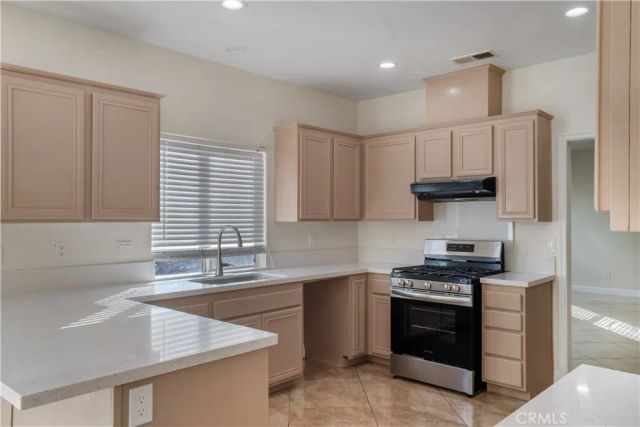 973 Peaceful Lane, San Jacinto, CA 92582