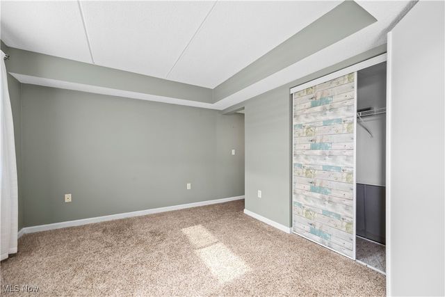 32 Marina Point Drive, Sandusky, OH 44870