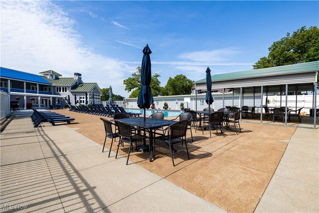 32 Marina Point Drive, Sandusky, OH 44870