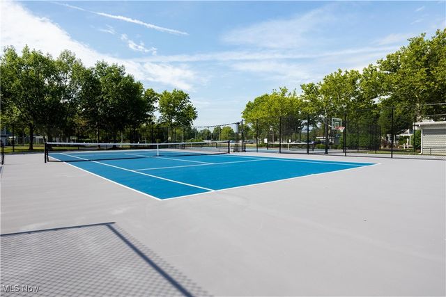 32 Marina Point Drive, Sandusky, OH 44870