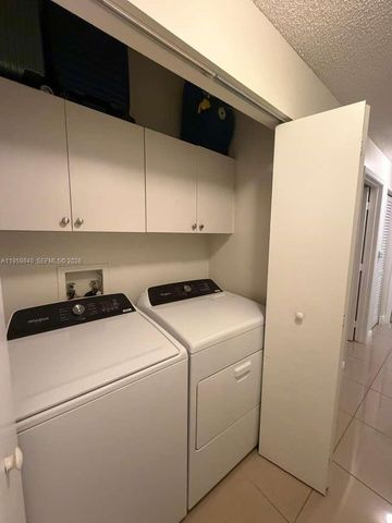 6976 SW 39th St G106, Davie, FL 33314