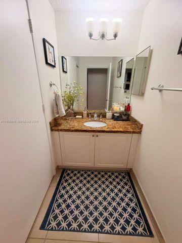 6976 SW 39th St G106, Davie, FL 33314