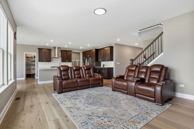 25705 W Rocky Creek Road, Plainfield, IL 60586