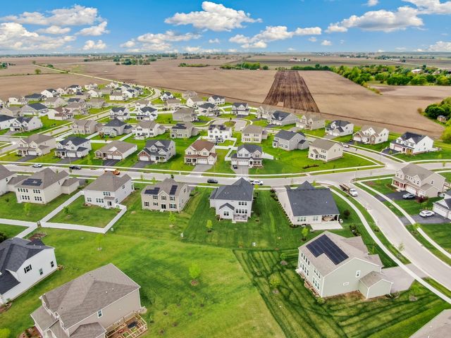 25705 W Rocky Creek Road, Plainfield, IL 60586