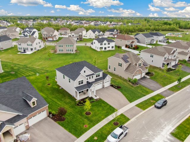 25705 W Rocky Creek Road, Plainfield, IL 60586