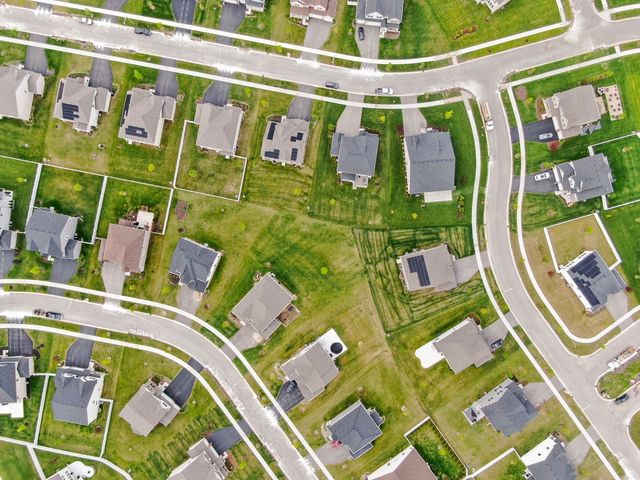 25705 W Rocky Creek Road, Plainfield, IL 60586