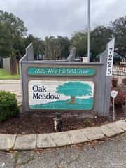 7225 W Fairfield Dr C4, Pensacola, FL 32506