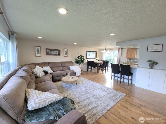 511 Emerson Street SW, Tumwater, WA 98512