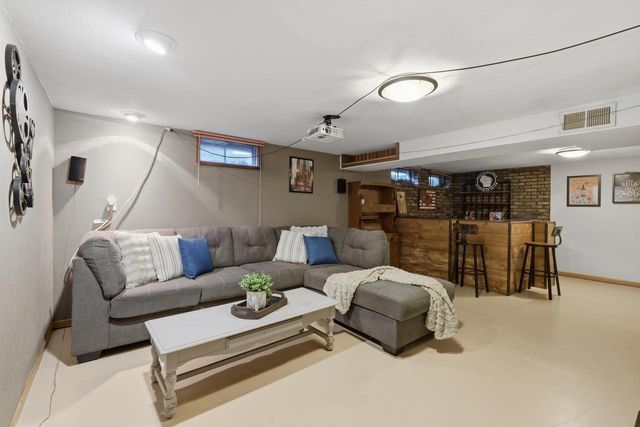 4617 Cody Lane, Madison, WI 53704