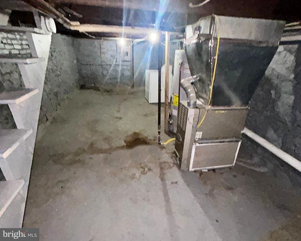 1174 SARGEANT ST, Baltimore, MD 21223