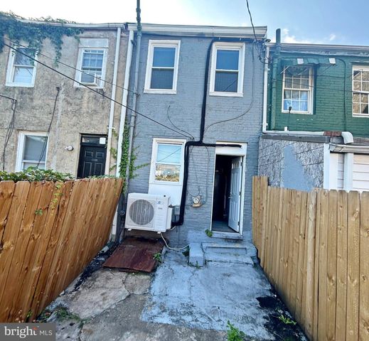1174 SARGEANT ST, Baltimore, MD 21223