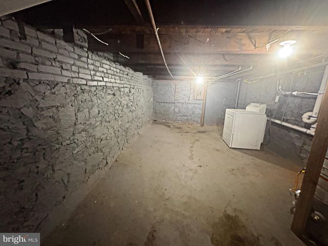1174 SARGEANT ST, Baltimore, MD 21223