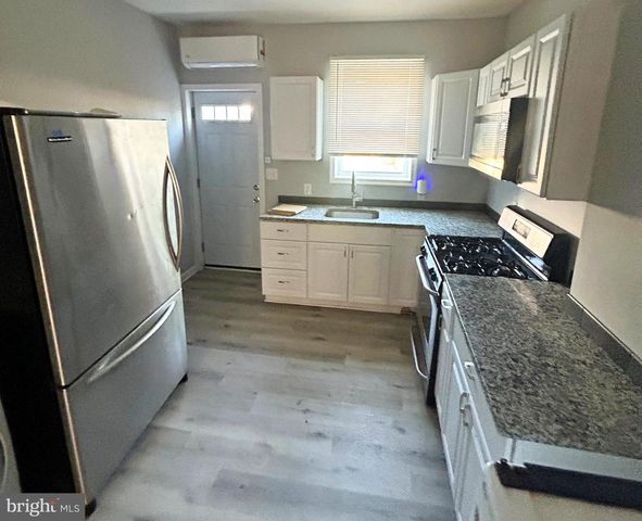 1174 SARGEANT ST, Baltimore, MD 21223