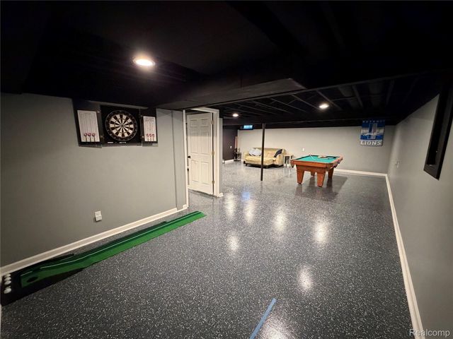 35531 Heritage Lane, Farmington, MI 48335