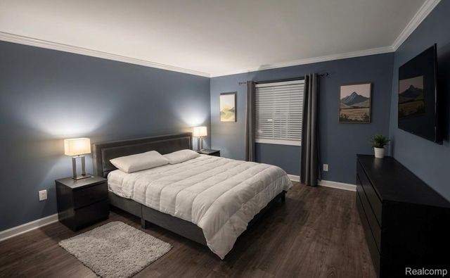 35531 Heritage Lane, Farmington, MI 48335