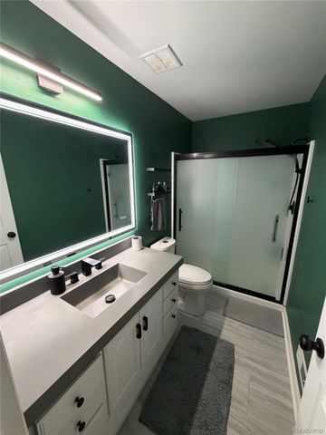 35531 Heritage Lane, Farmington, MI 48335