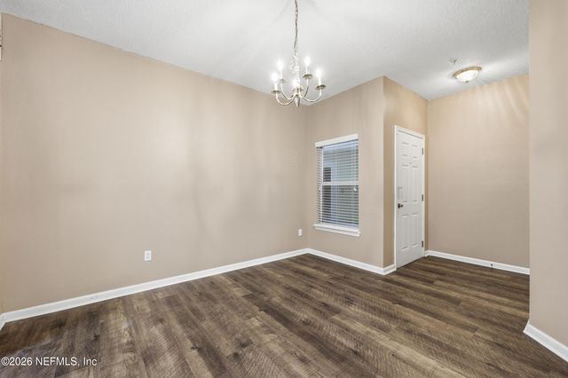 3680 KIRKPATRICK Circle 4, Jacksonville, FL 32210